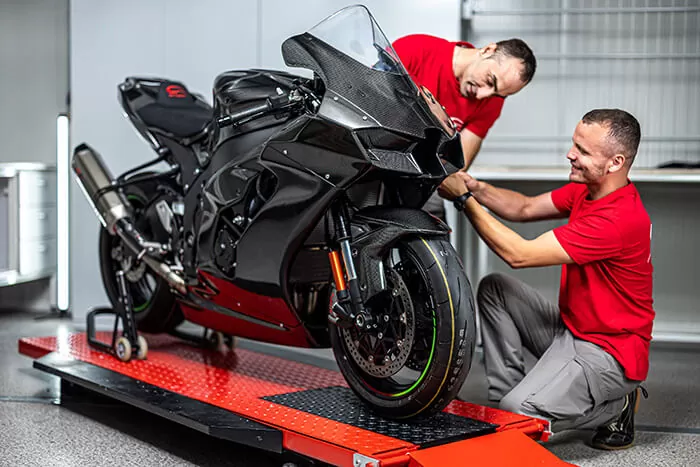 carbon-composites-manufacturer-checking-new-prototype
