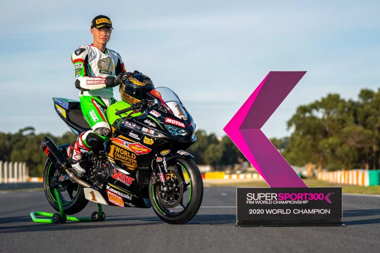 kawasaki-ninja400-mtm-racing-carbonin-9-1536x1024