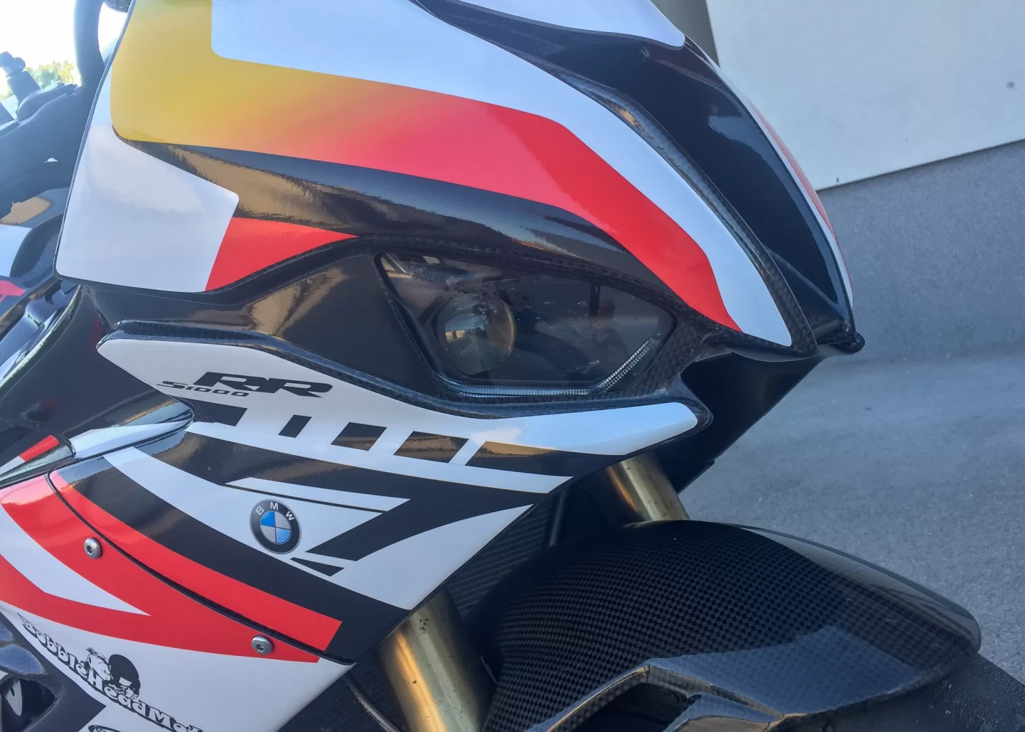 bmw-s1000rr-carbonin-carbon-cutouts